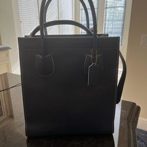 Coach navy tote bag genuine glove tanned pebble leather with protective feet